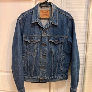 Vintage Levis Denim Trucker Jacket 70506-0216 Sz 40 Red Tag Made In USA "1993"
